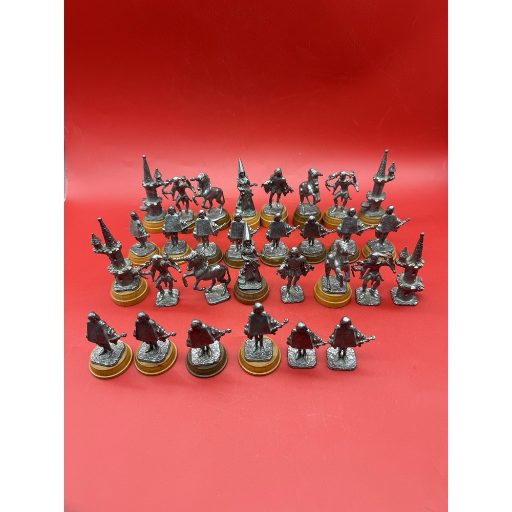 RARE Vintage Set of Pewter Chess Pieces "Court Of Burgundy" - Read